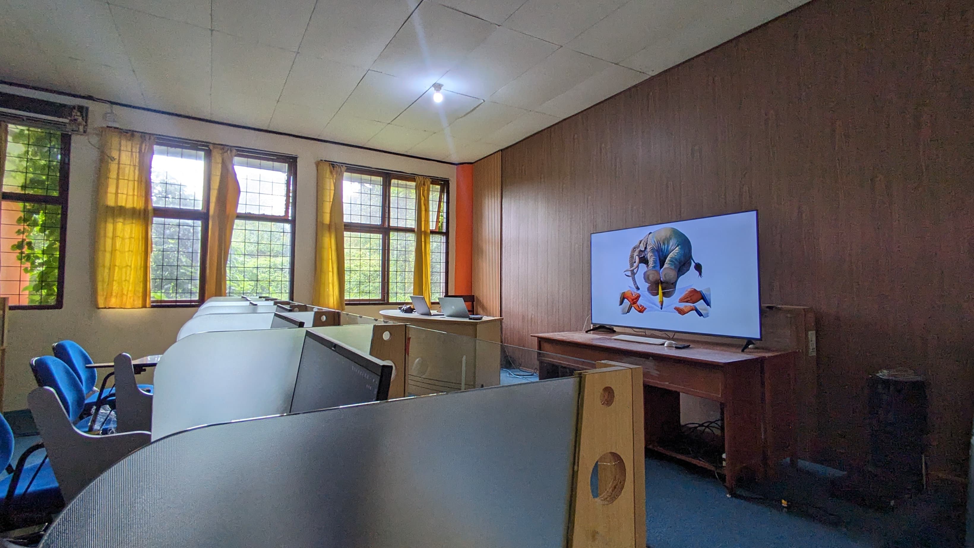 Laboratorium Komputer Gallery