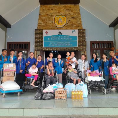 Bakti Sosial Jurusan PTIK ke Pantia Asuhan Sayap Kasih