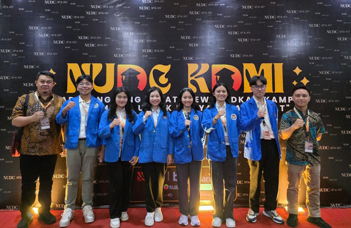 Delegasi UNIMA Torehkan Prestasi di Ajang Debat Nasional NUDC dan KDMI 2025